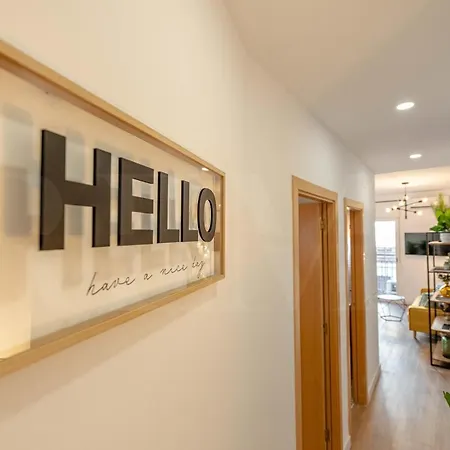 Penthouse With Private Jacuzzi & Rooftop - Center Apartamento